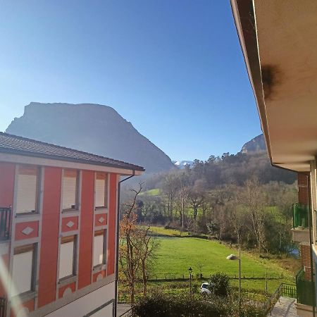 Apartmán La Casita De Diana Ramales, Plaza Garaje Incluida Ramales de la Victoria Exteriér fotografie